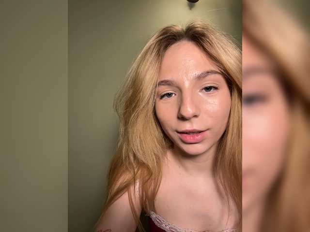 helga21000 live cam on BongaCams