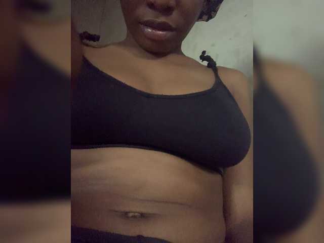 Cookie-12 live cam on BongaCams