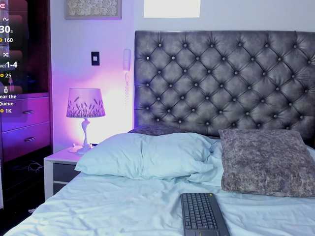 SaraBeckk live cam on BongaCams