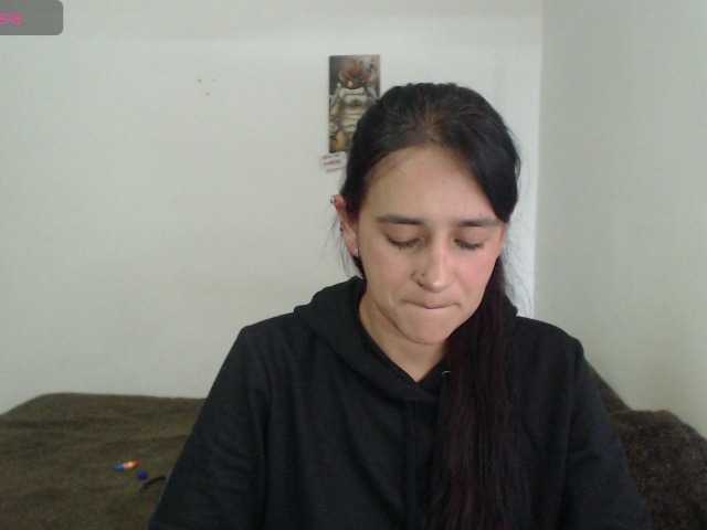 ashleylove11 live cam on BongaCams