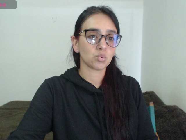 ashleylove11 live cam on BongaCams
