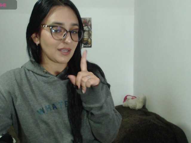 ashleylove11 live cam on BongaCams