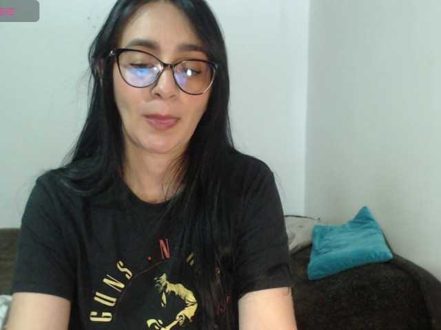 ashleylove11 live cam preview