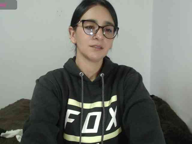 ashleylove11 webcam