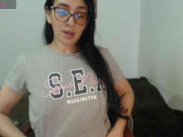 ashleylove11 webcam