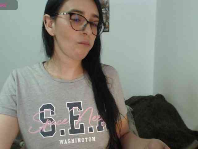 ashleylove11 webcam