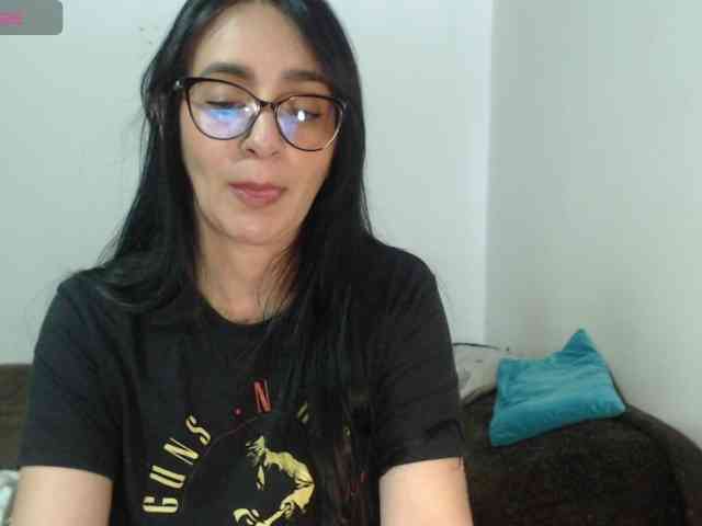 ashleylove11 webcam