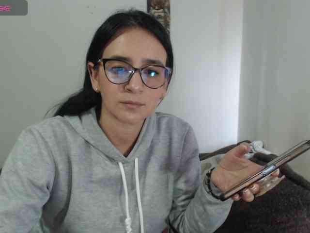 ashleylove11 webcam