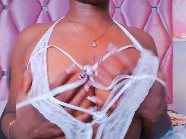 TIFFANY-EVANS live cam on BongaCams