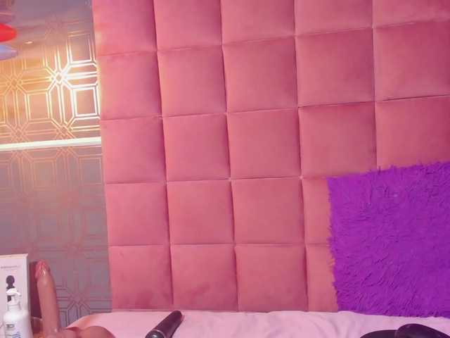 TIFFANY-EVANS live cam on BongaCams