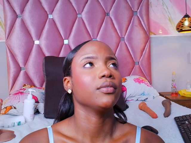 TIFFANY-EVANS live cam on BongaCams