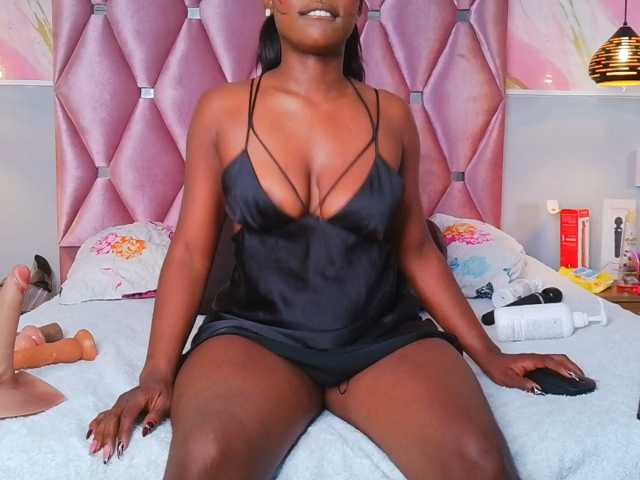 TIFFANY-EVANS live cam on BongaCams