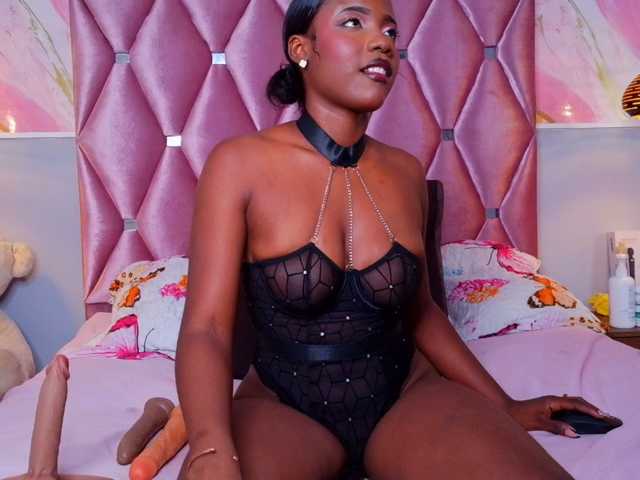 TIFFANY-EVANS, live now on BongaCams