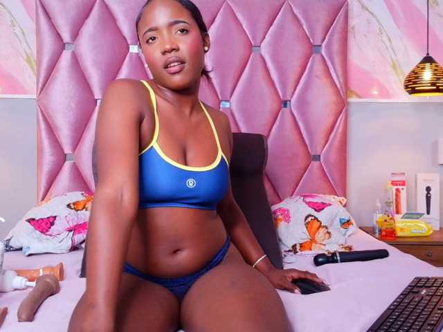 TIFFANY-EVANS live cam on BongaCams