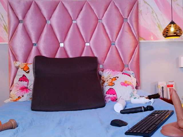 TIFFANY-EVANS live cam on BongaCams