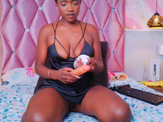 TIFFANY-EVANS live cam on BongaCams