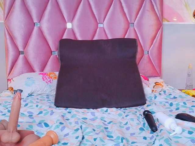 TIFFANY-EVANS live cam on BongaCams