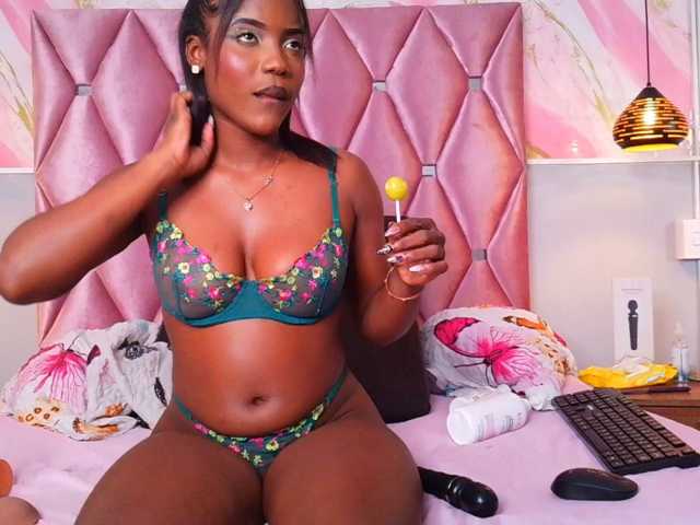 TIFFANY-EVANS live cam on BongaCams