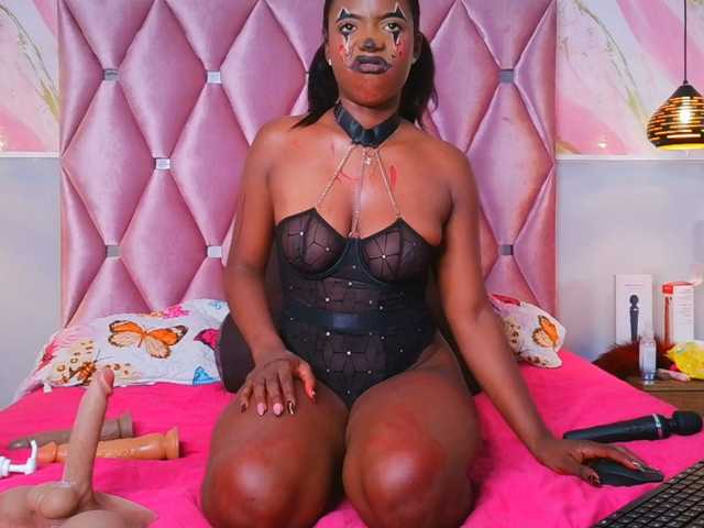 TIFFANY-EVANS live cam on BongaCams