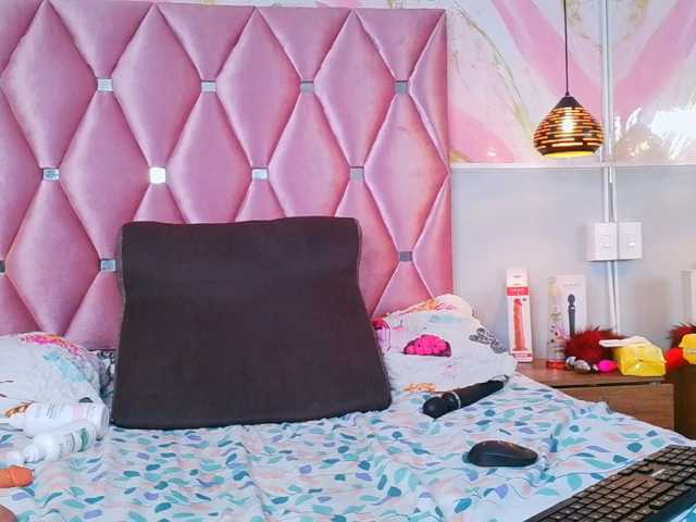 TIFFANY-EVANS live cam on BongaCams