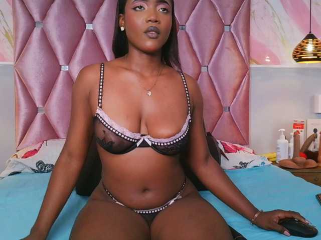 TIFFANY-EVANS live cam on BongaCams