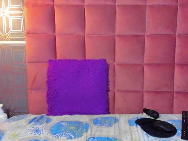 TIFFANY-EVANS live cam on BongaCams