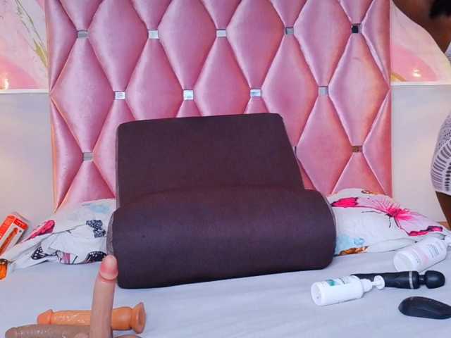 TIFFANY-EVANS live cam on BongaCams