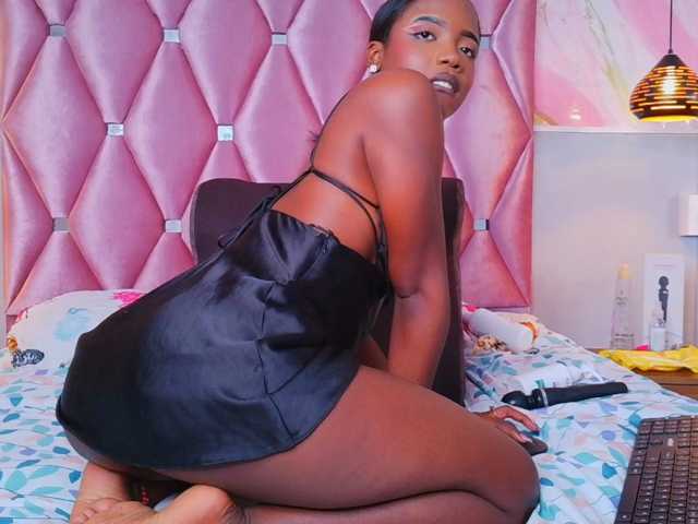 TIFFANY-EVANS live cam on BongaCams