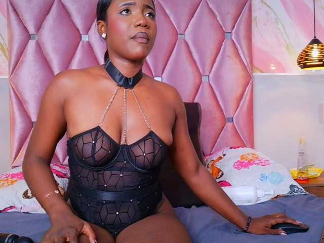 TIFFANY-EVANS live cam on BongaCams