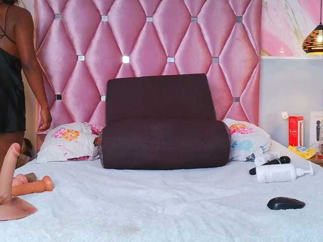 TIFFANY-EVANS live cam on BongaCams