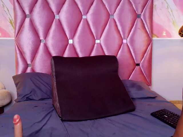 TIFFANY-EVANS live cam on BongaCams