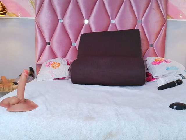 TIFFANY-EVANS live cam on BongaCams