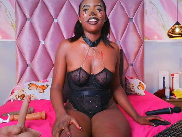 TIFFANY-EVANS live cam on BongaCams