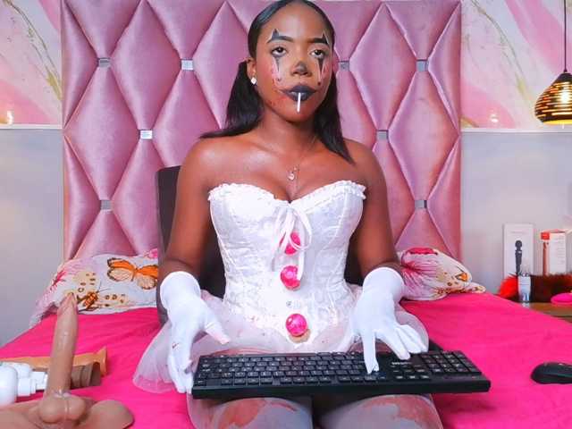 TIFFANY-EVANS live cam on BongaCams