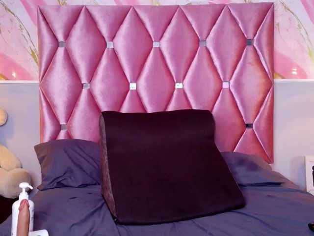 TIFFANY-EVANS live cam on BongaCams