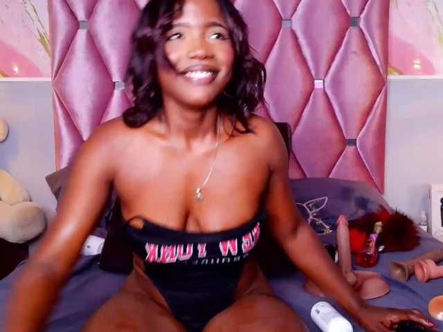 TIFFANY-EVANS live cam on BongaCams