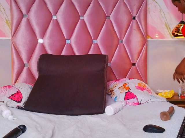 TIFFANY-EVANS live cam on BongaCams