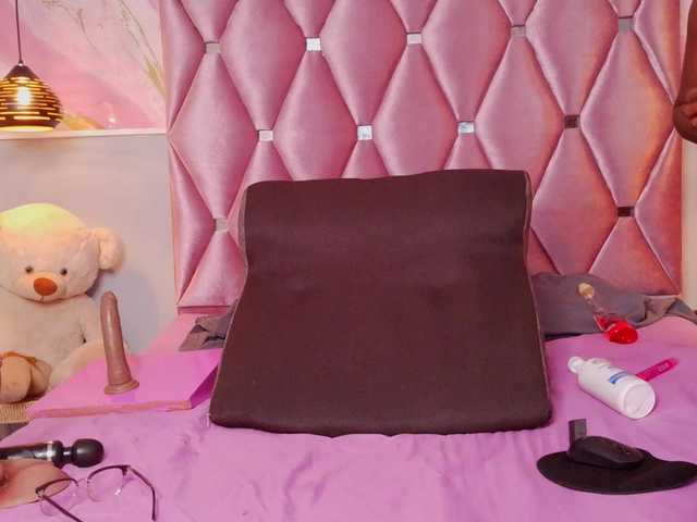TIFFANY-EVANS live cam on BongaCams