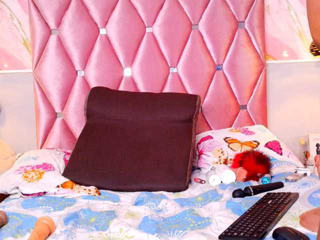 TIFFANY-EVANS live cam on BongaCams