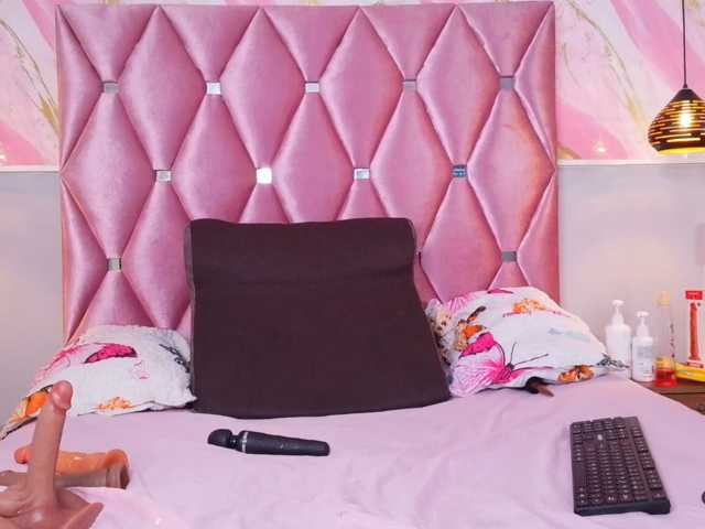 TIFFANY-EVANS live cam on BongaCams