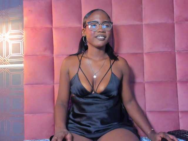 TIFFANY-EVANS live cam on BongaCams