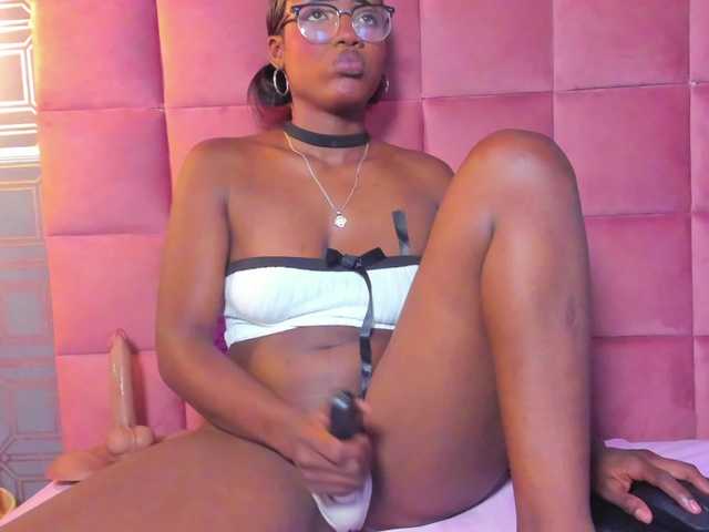 TIFFANY-EVANS live cam on BongaCams