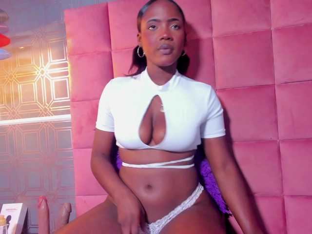 TIFFANY-EVANS live cam on BongaCams