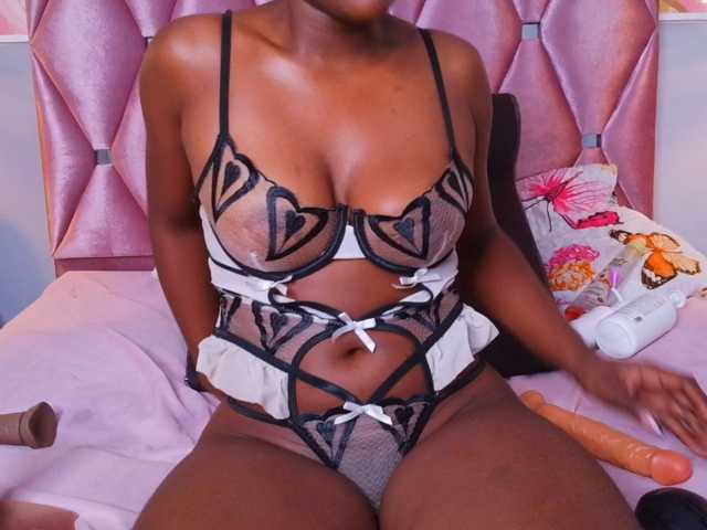 TIFFANY-EVANS live cam on BongaCams