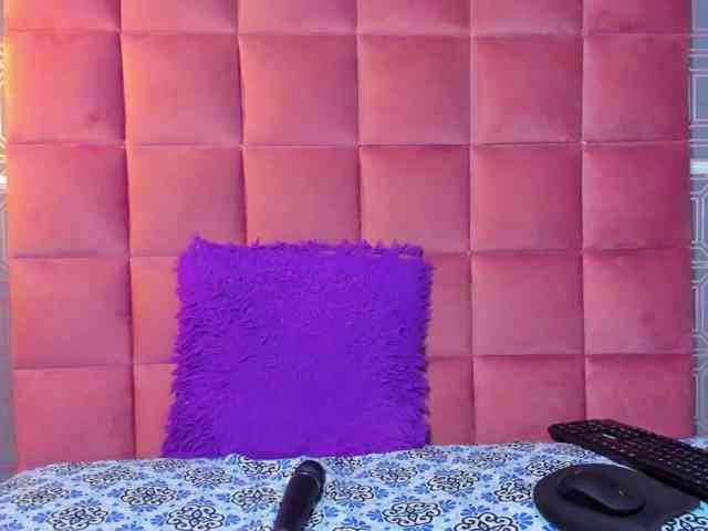 TIFFANY-EVANS webcam