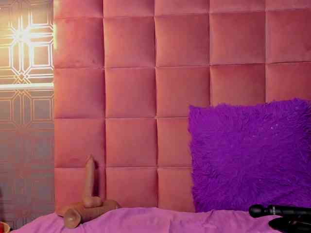 TIFFANY-EVANS webcam