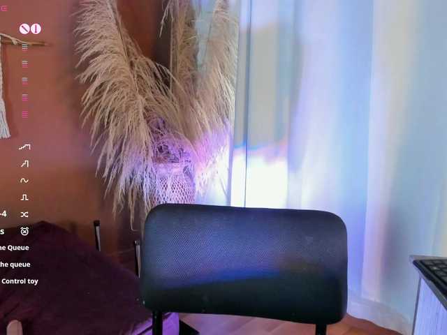 naia-cruzz live cam on BongaCams