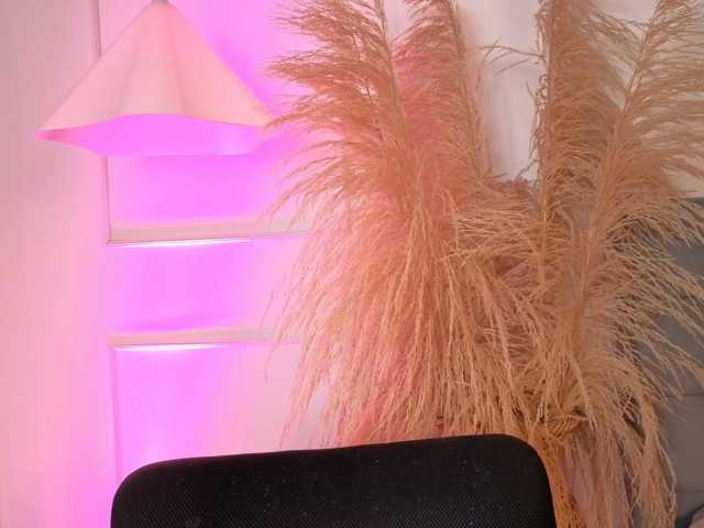 naia-cruzz live cam on BongaCams
