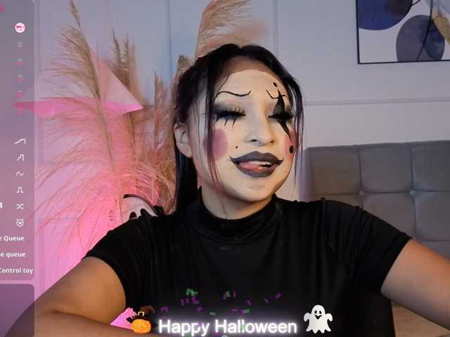 naia-cruzz live cam on BongaCams