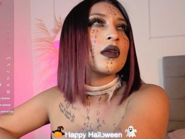 naia-cruzz live cam on BongaCams